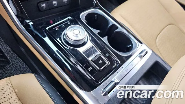 Kia Carnival 2022 thumb 9