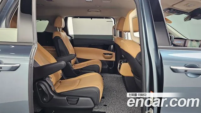 Kia Carnival 2022 thumb 12