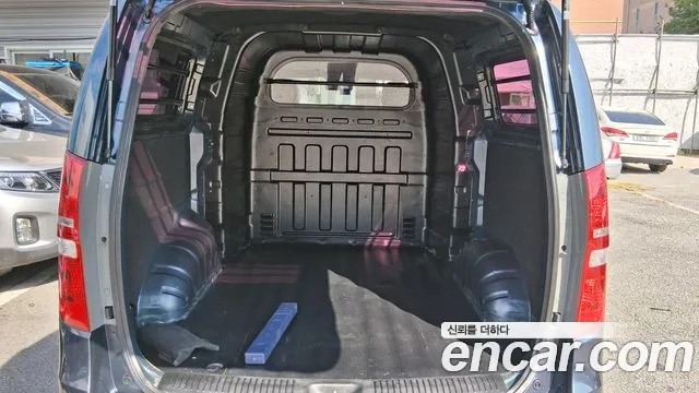 Hyundai Starex 2016 thumb 8