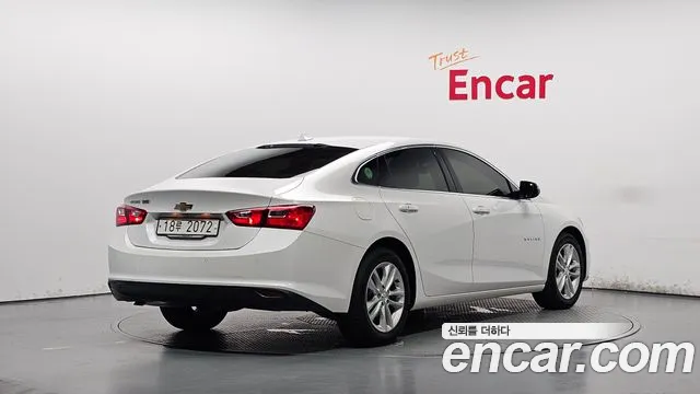ChevroletGMDaewoo Malibu 2017 thumb 2