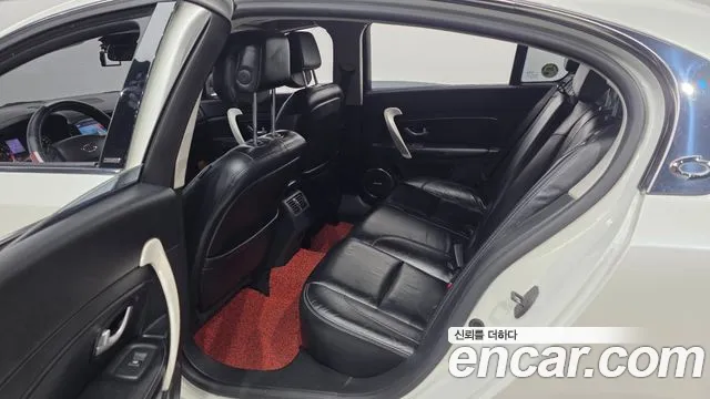 Renault-KoreaSamsung SM5 2012 thumb 11