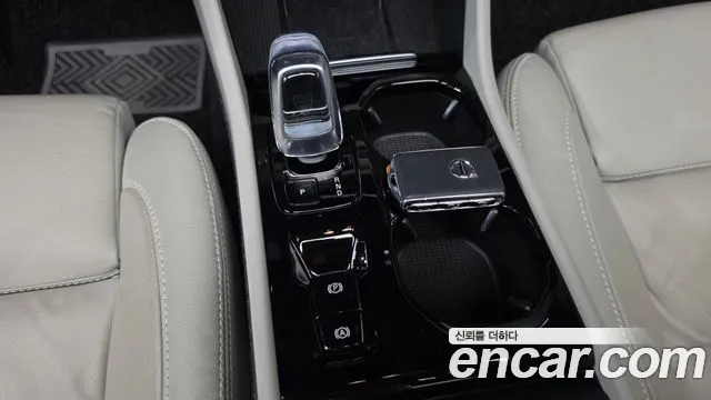 Volvo XC40 2023 thumb 9