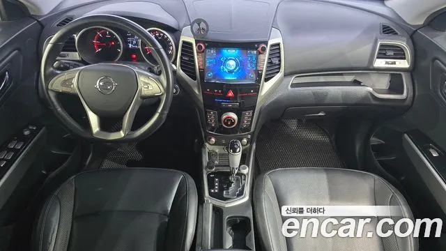 KG_Mobility_Ssangyong TIBOLI 2015 thumb 7