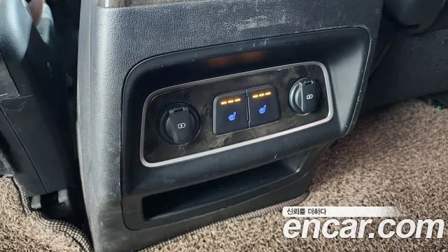 Hyundai Starex 2018 thumb 11