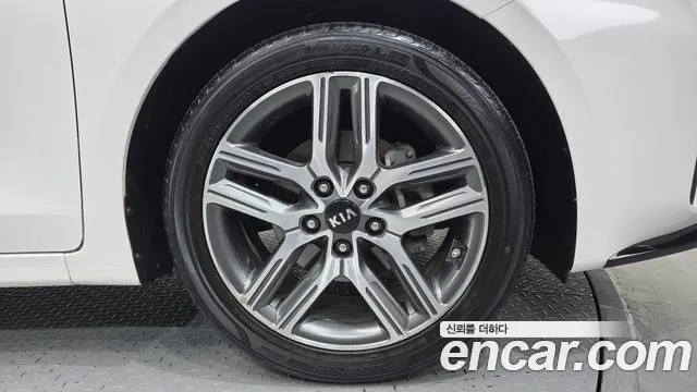 Kia K3 2018 thumb 5