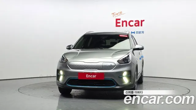 Kia Niro 2021 thumb 2