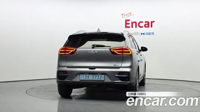 Kia Niro 2021 thumb 3