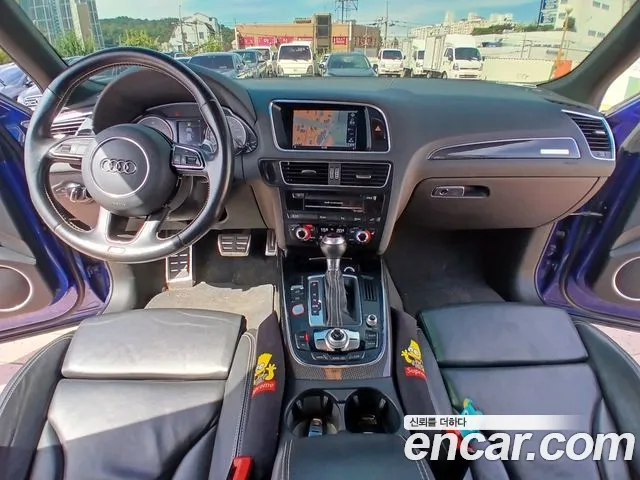 Audi SQ5 2014 thumb 10
