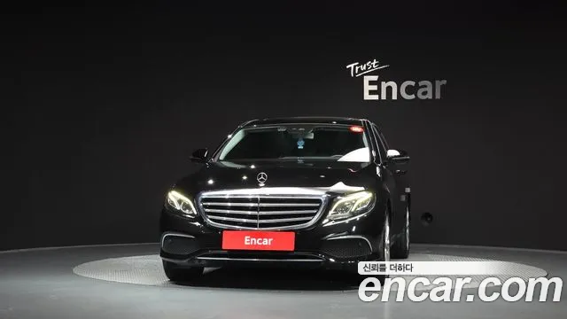 Mercedes-Benz E-Класс 2020 thumb 3