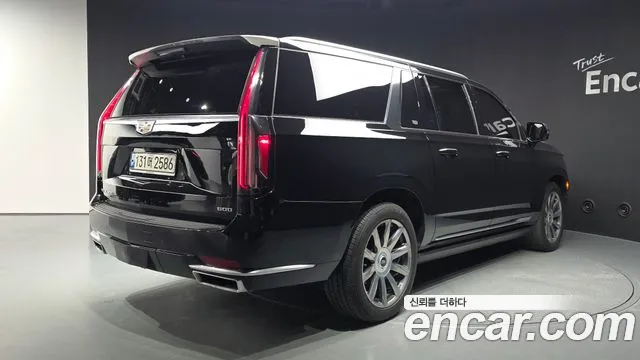 Cadillac Escalade 2021 thumb 2