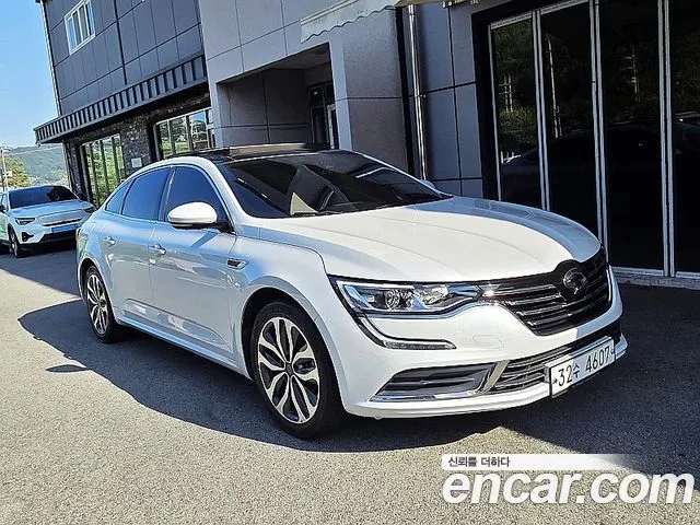 Renault-KoreaSamsung Megane 2016 thumb 12