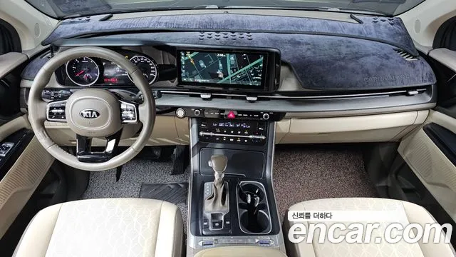 Kia Carnival 2021 thumb 7