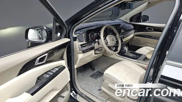 Kia Carnival 2021 thumb 12