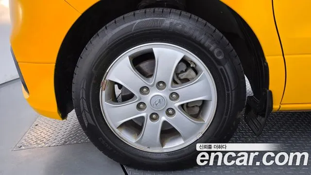 Hyundai Starex 2018 thumb 5