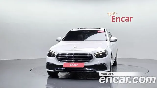 Mercedes-Benz E-Класс 2020 thumb 2