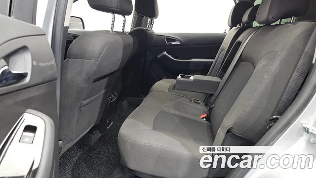 ChevroletGMDaewoo Orlando 2015 thumb 12
