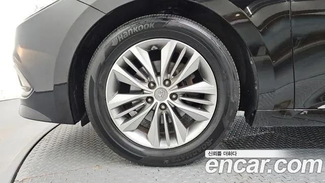 Hyundai Grandeur 2017 thumb 5