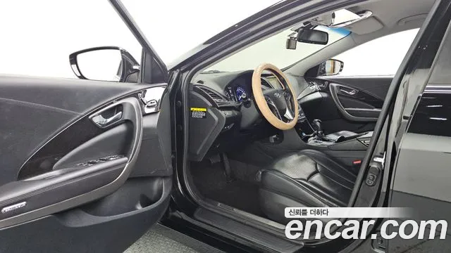 Hyundai Grandeur 2017 thumb 10