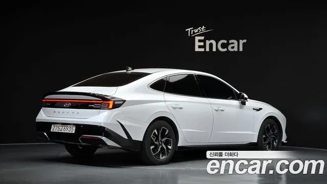 Hyundai Sonata 2023 thumb 2