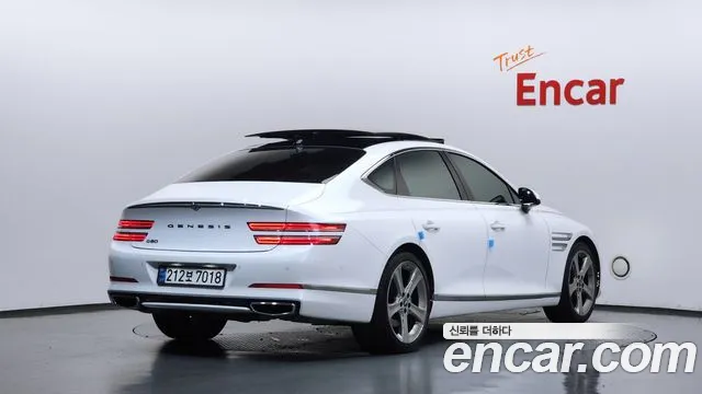 Genesis G80 2020 thumb 2