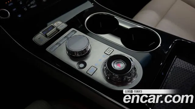 Genesis GV70 2024 thumb 9