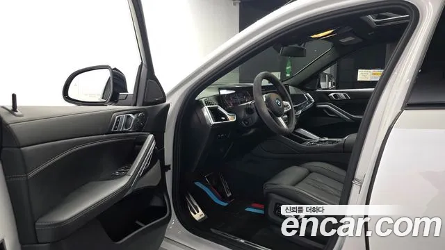BMW X6 2023 thumb 10
