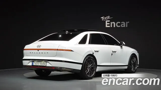 Hyundai Grandeur 2023 thumb 2