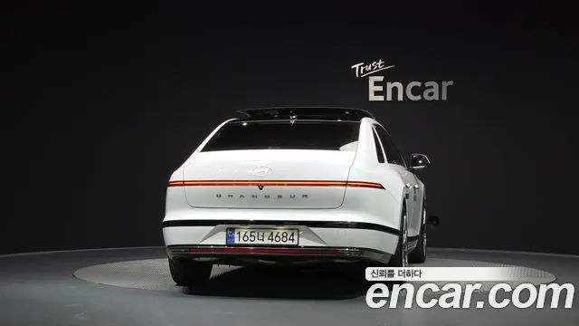 Hyundai Grandeur 2023 thumb 4