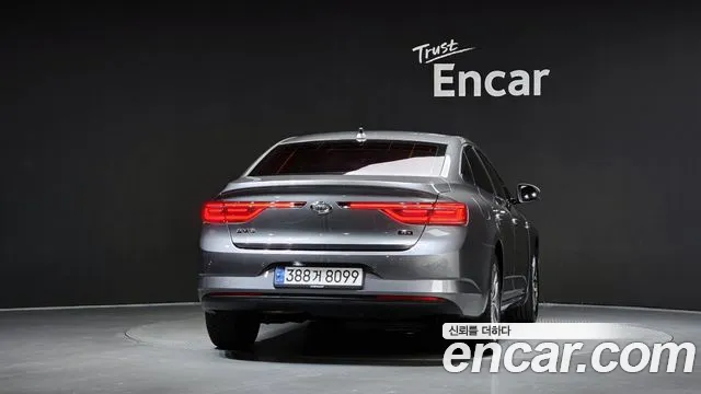 Renault-KoreaSamsung Megane 2016 thumb 4