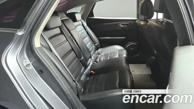 Renault-KoreaSamsung Megane 2016 thumb 11