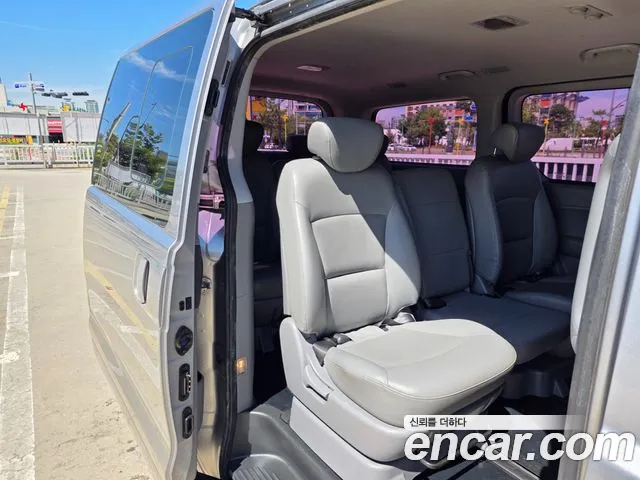 Hyundai Starex 2013 thumb 6