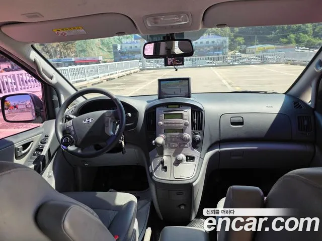 Hyundai Starex 2013 thumb 7
