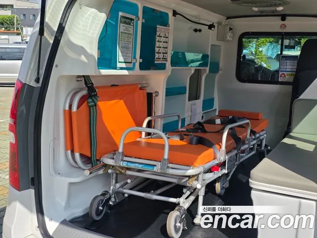 Hyundai Starex 2016 thumb 10
