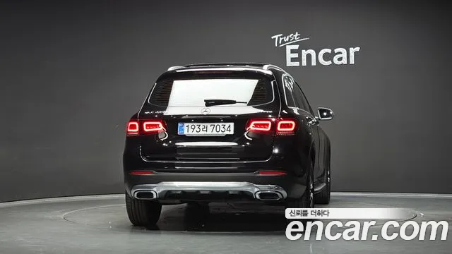 Mercedes-Benz GLC 2022 thumb 4