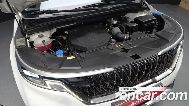 Kia Carnival 2023 thumb 6