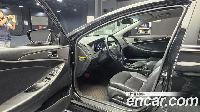 Hyundai Sonata 2013 thumb 9