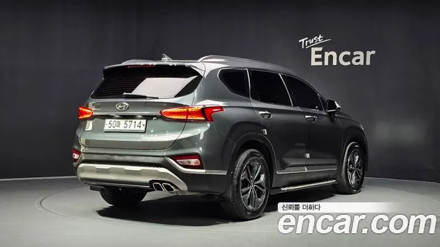 Hyundai Santa Fe 2018 thumb 2