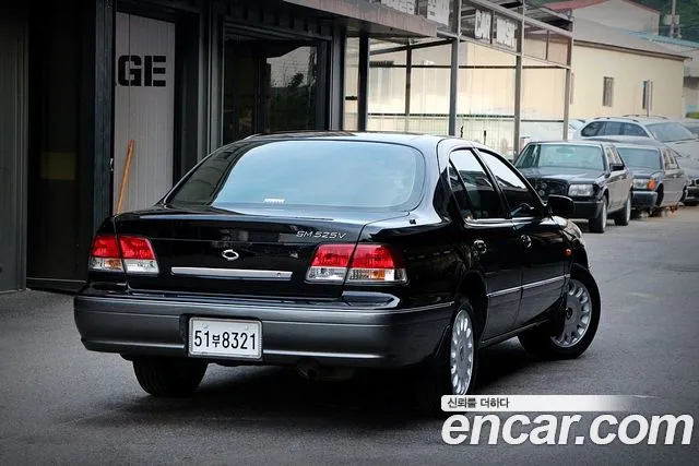 Renault-KoreaSamsung SM5 2002 thumb 4