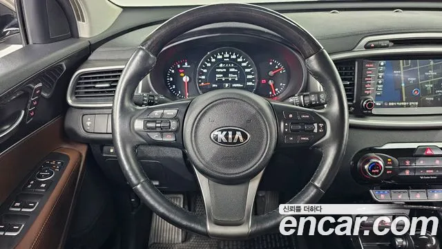 Kia Sorento 2015 thumb 12
