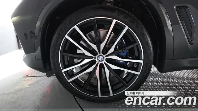 BMW X5 2022 thumb 5