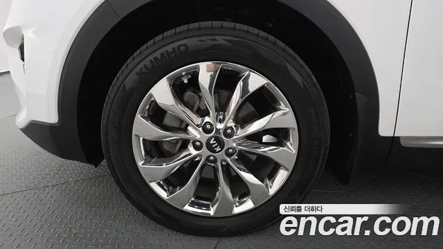Kia Sorento 2018 thumb 5