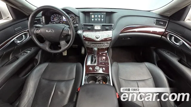 Infiniti M 2010 thumb 7
