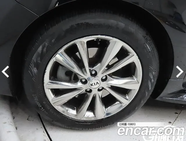 Kia Carnival 2018 thumb 5