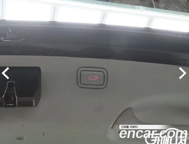 Kia Carnival 2018 thumb 9