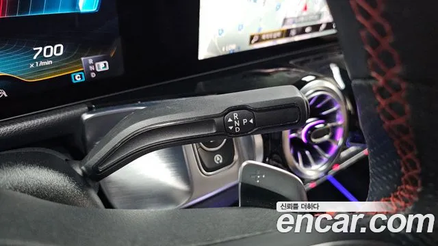Mercedes-Benz GLB 2021 thumb 9