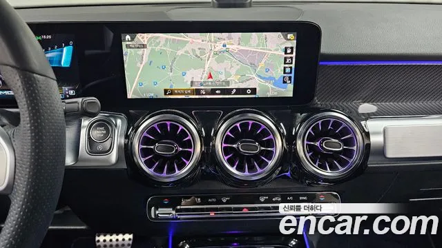 Mercedes-Benz GLB 2021 thumb 12
