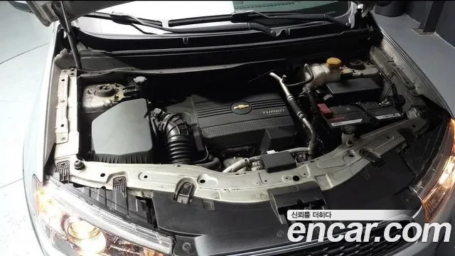 ChevroletGMDaewoo Captiva 2014 thumb 5