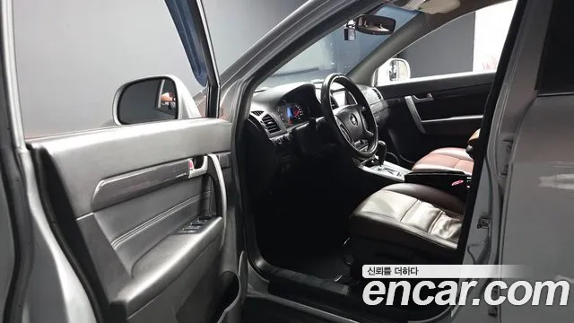 ChevroletGMDaewoo Captiva 2014 thumb 9