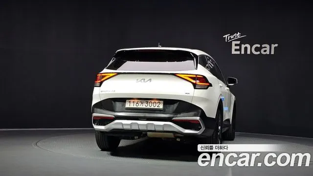 Kia Sportage 2023 thumb 4