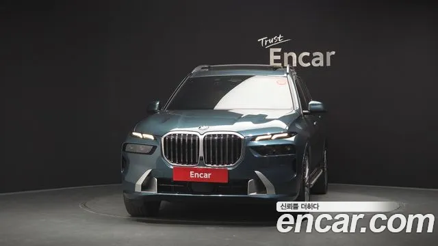 BMW X7 2023 thumb 3